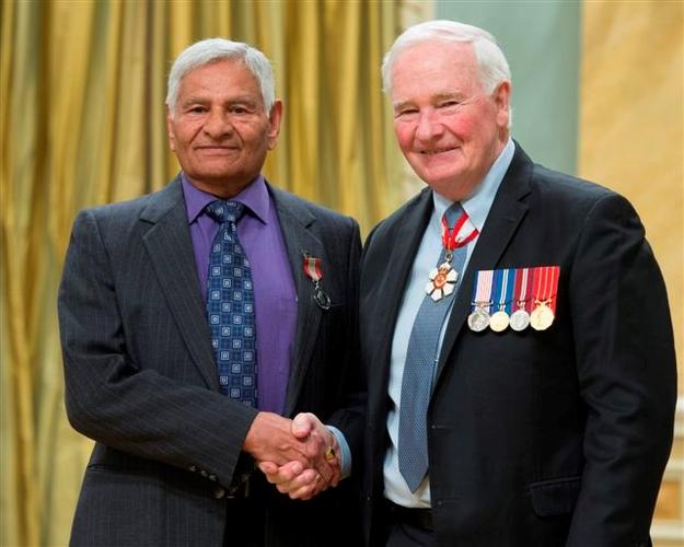Wentworth Manor Volunteer Receives National Medal
